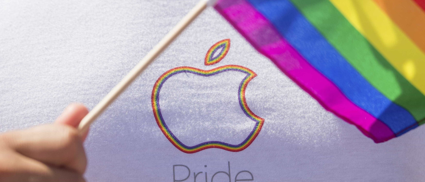 NOVA ORDEM MUNDIAL: CEO da Apple recebe prémio por apoio a comunidade LGBT