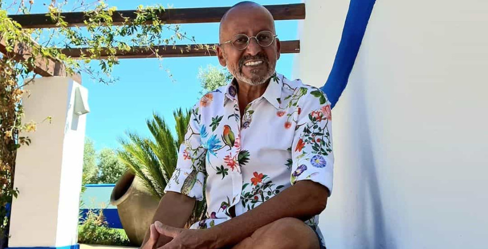 Vídeo. Goucha recebe 'visitas' inesperadas na piscina do seu monte