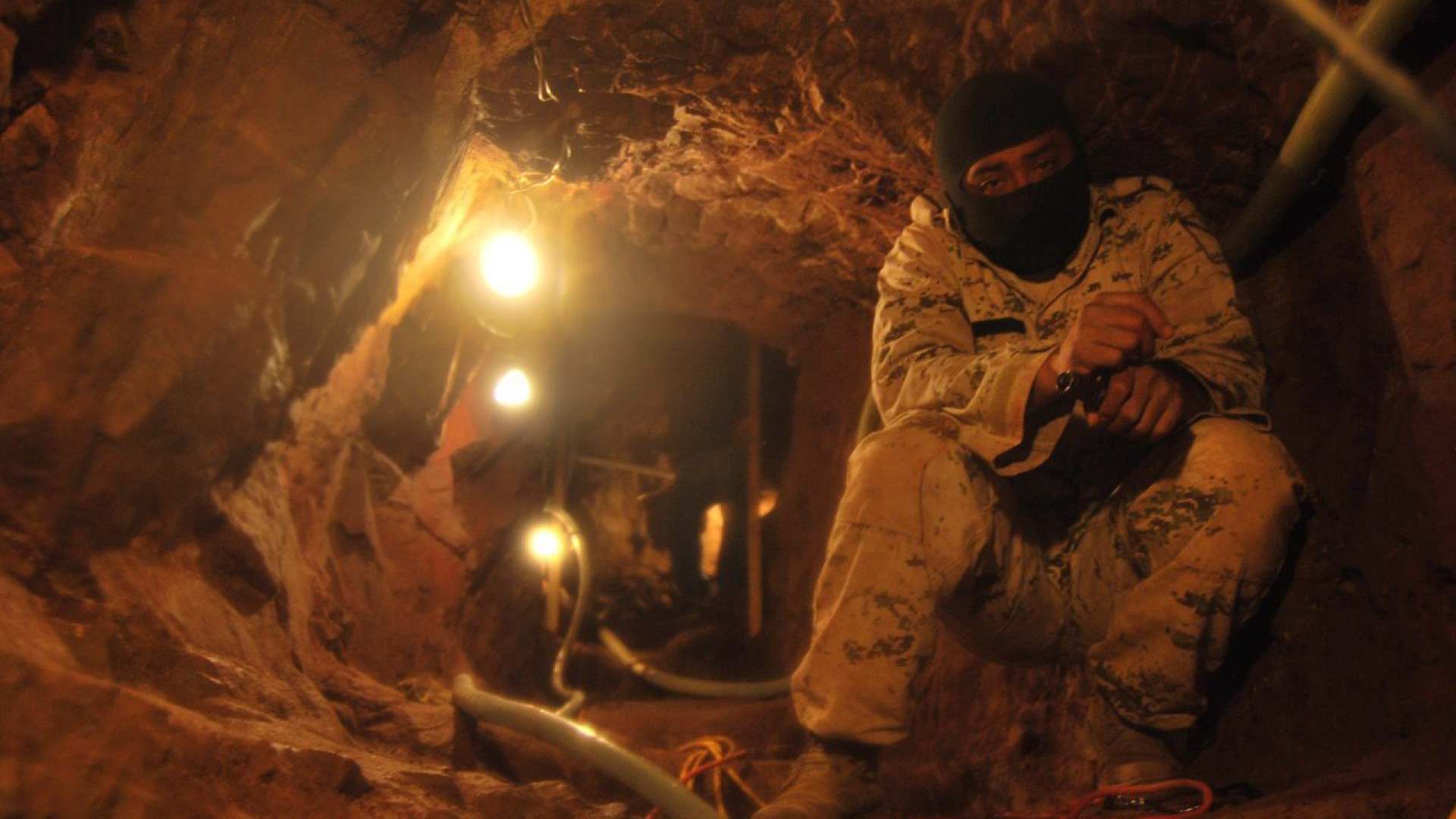 Descoberto túnel para tráfico de droga na fronteira do México com EUA