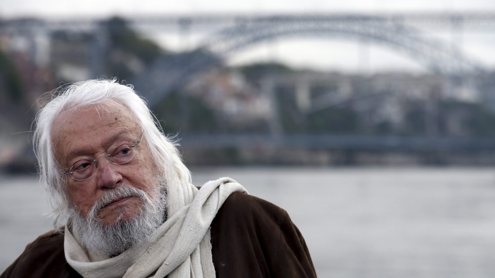 Júlio Pomar, o pintor intelectual que atravessou várias estéticas