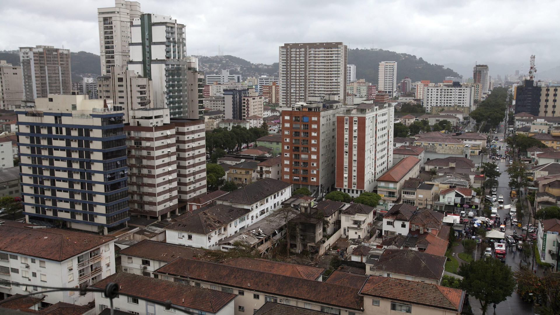 Candidato ao governo de São Paulo atacado a tiro