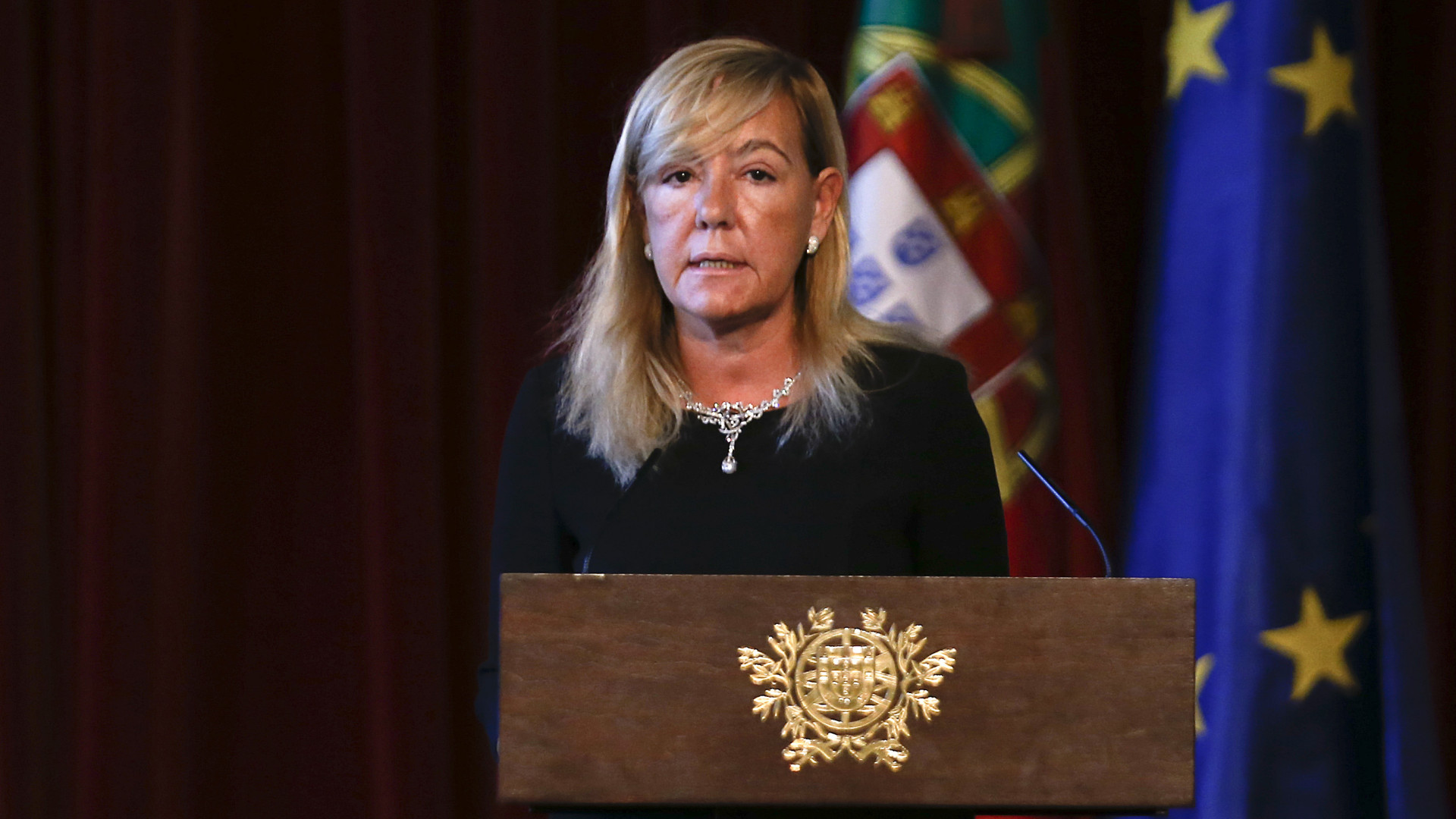Paula Teixeira da Cruz lamenta saída de Marques Vidal