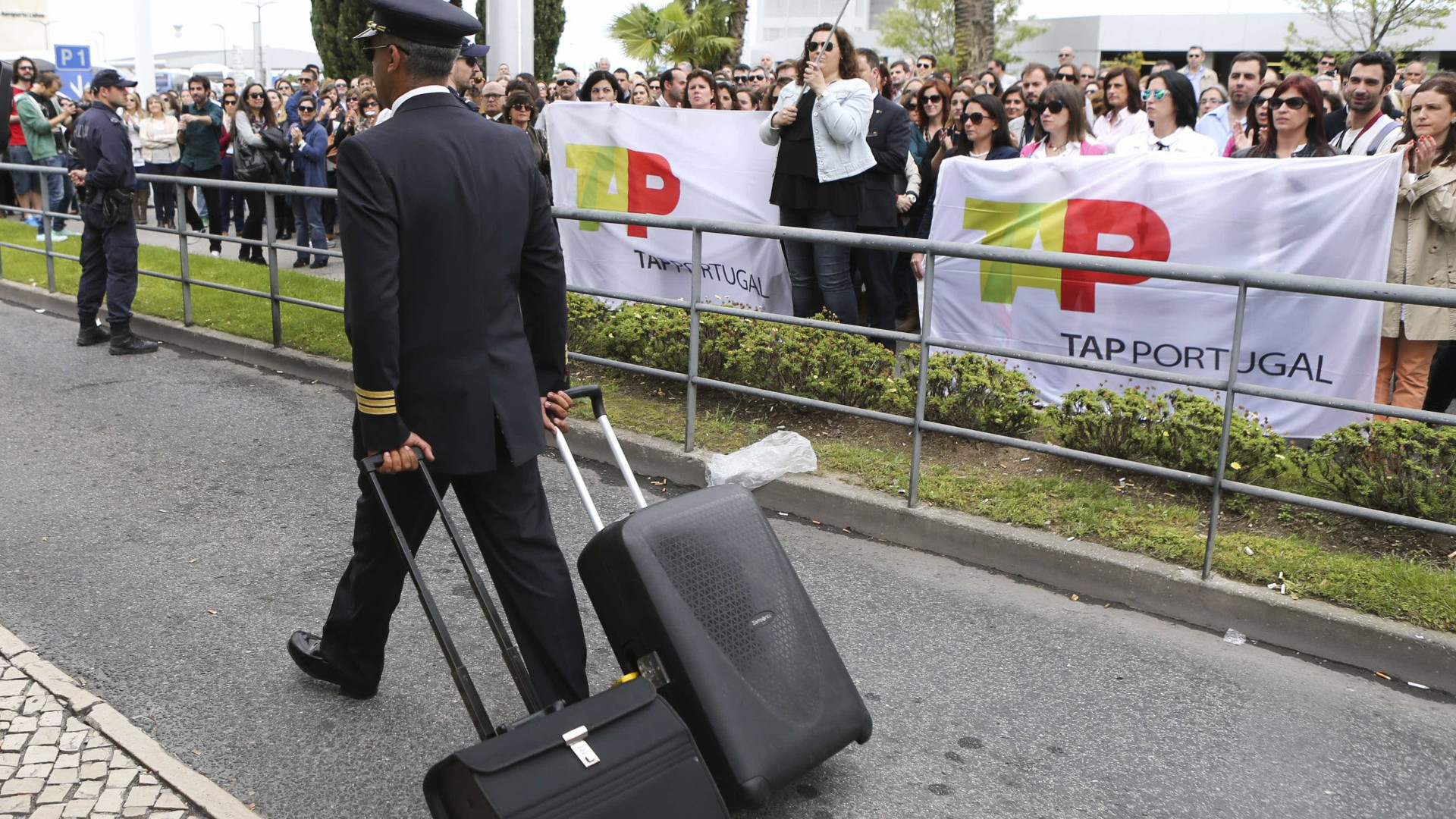Sindicato ameaça com greves no Verão se TAP não rever salários