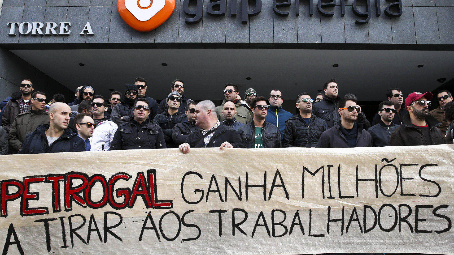 Trabalhadores da Petrogal iniciam amanhã greve de cinco dias