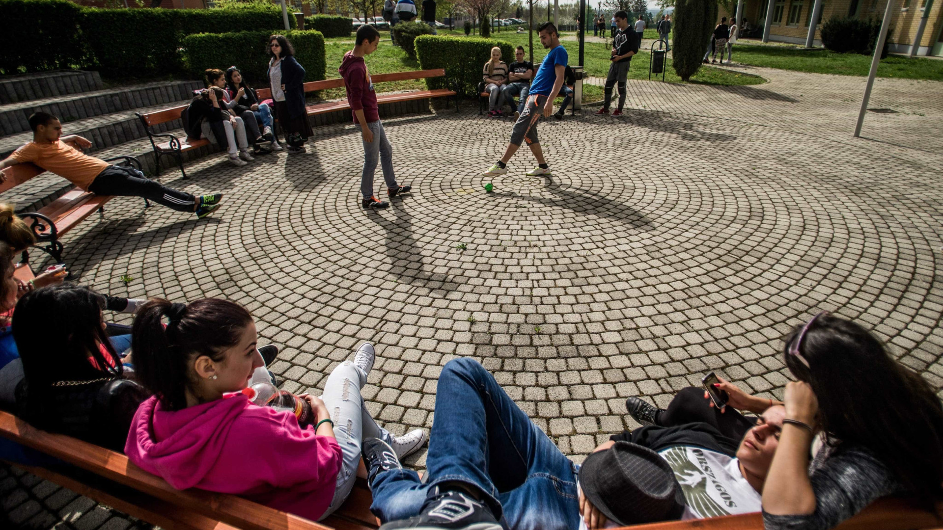Mais de mil estudantes participam a partir de hoje no encontro Erasmus