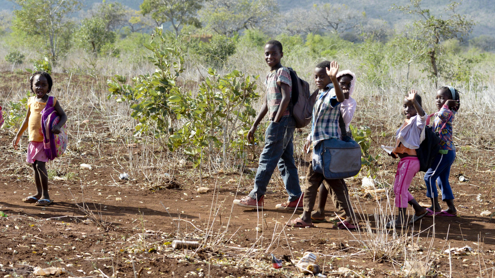 Rússia perdoa dívida a Moçambique que se converte em apoio alimentar