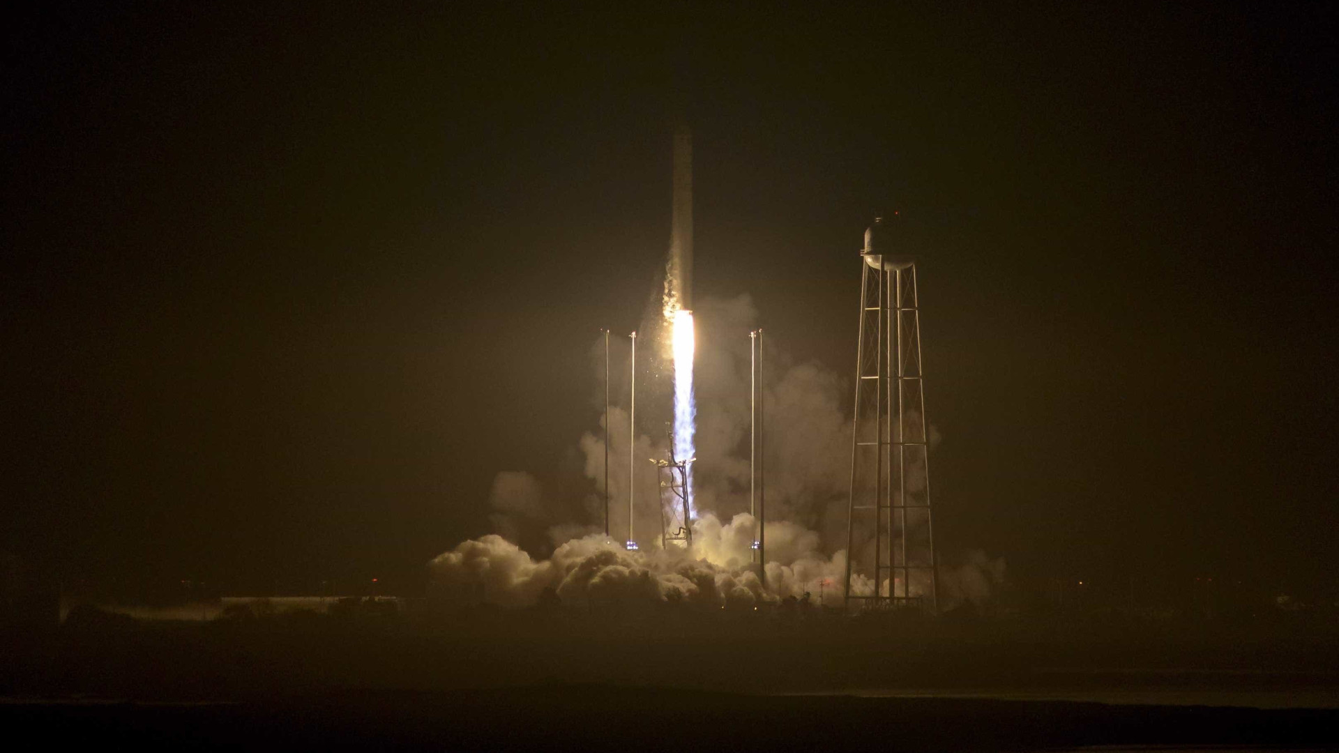 Lançada cápsula não tripulada para abastecimento da Estação Espacial