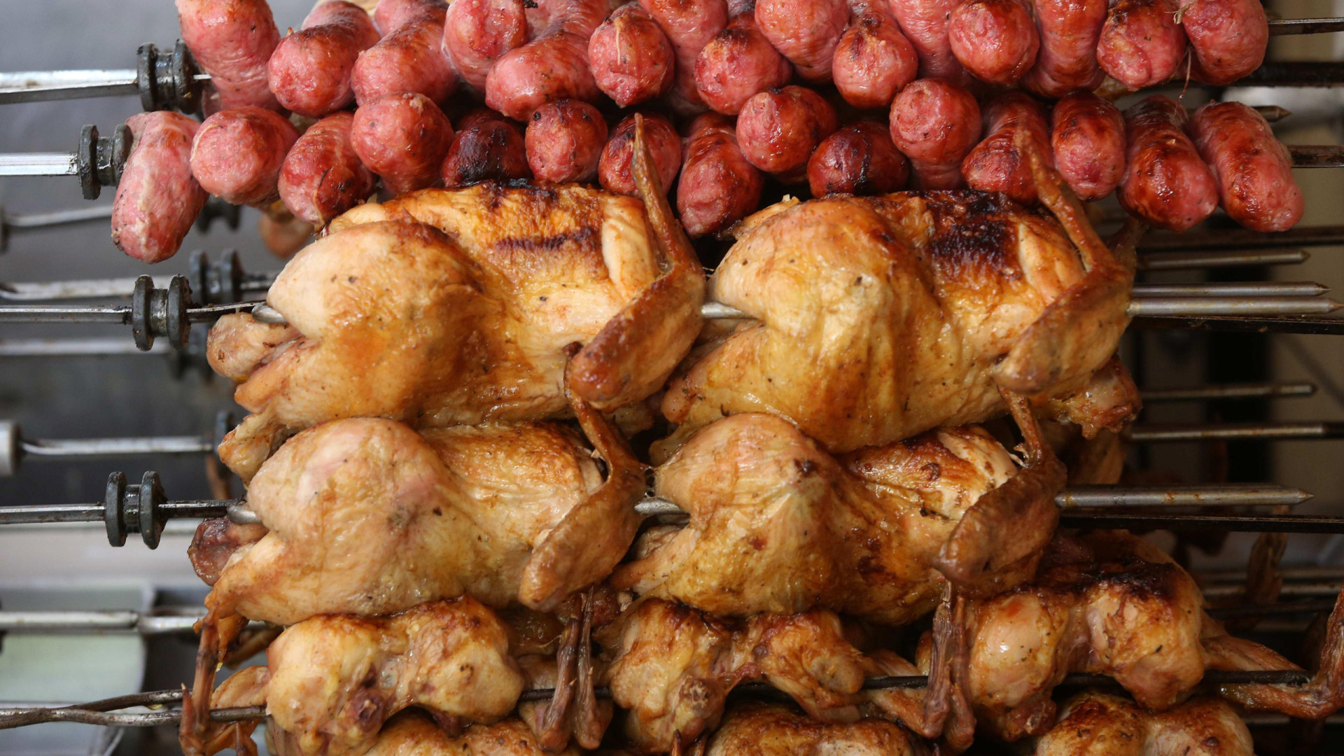 UE quer suspender exportações de carne de frango e Brasil
