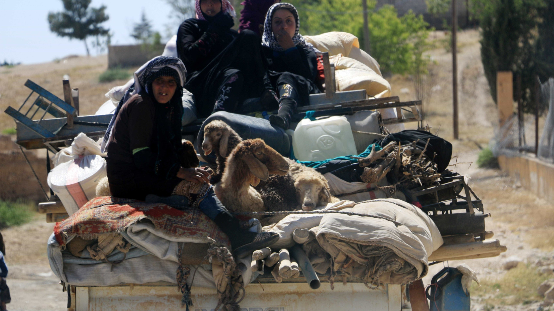 Estado Islâmico permite que três mil civis abandonem cidade de Al Raqa