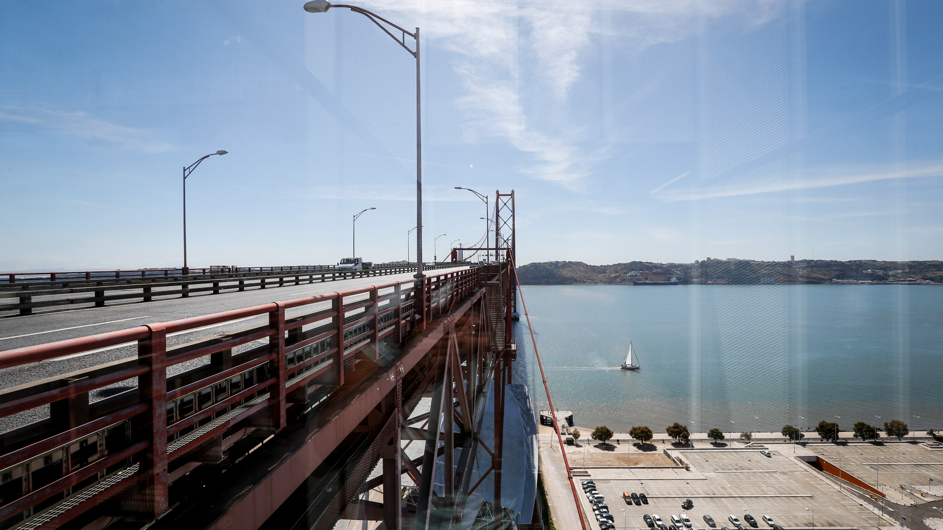Centeno garante que aprovou "prontamente" obras na Ponte 25 de Abril