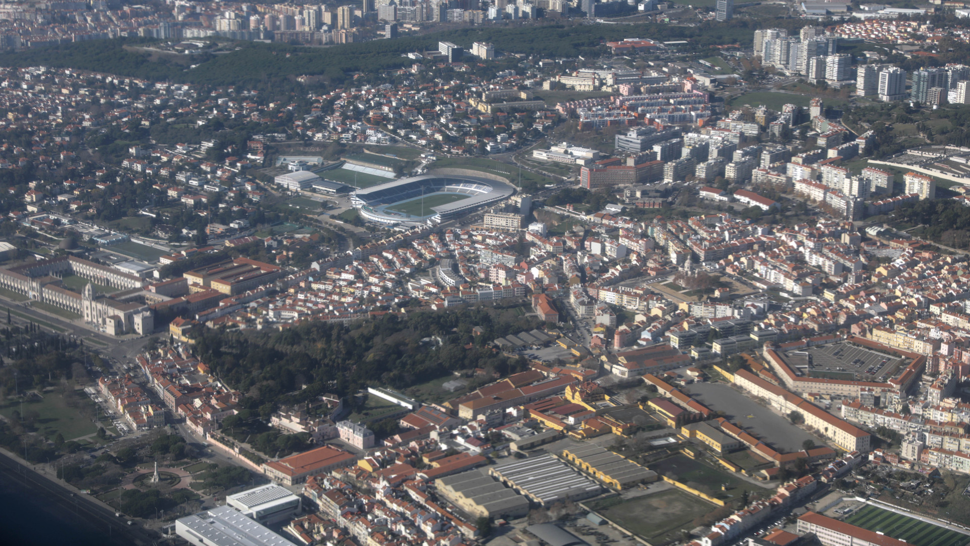 Cerca de 70% das casas de porteira foram vendidas ou arrendadas