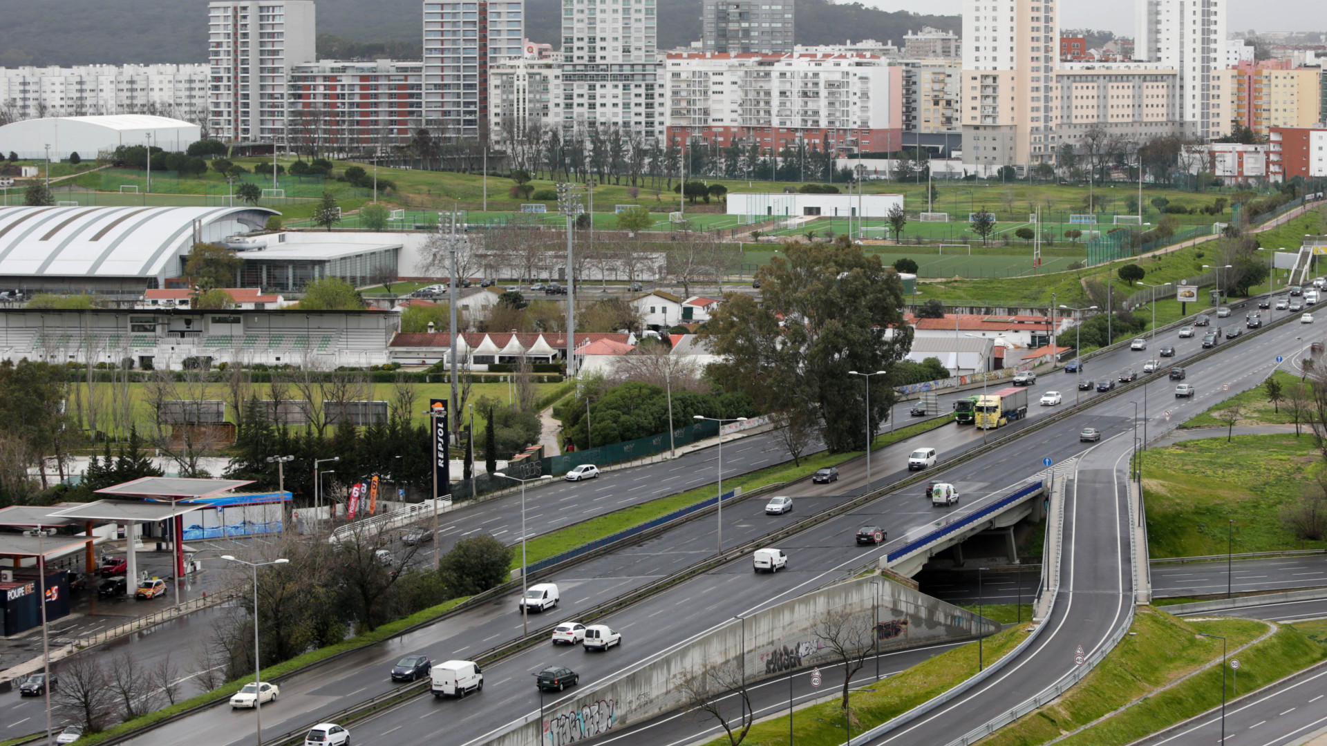 Obras condicionam trânsito até setembro na 2.ª Circular, em Lisboa