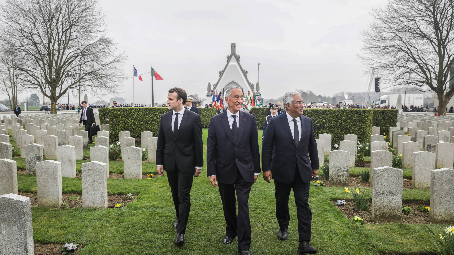 "Portugal agradece a estes bravos o sacrifício supremo aqui em França"