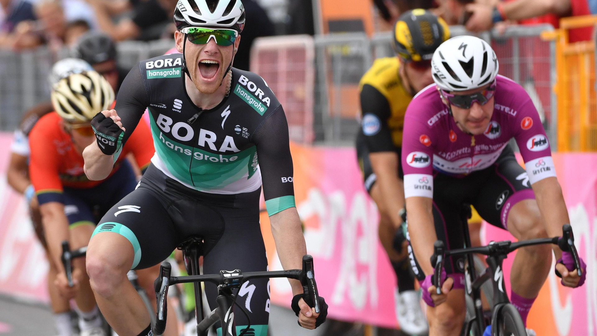 Giro: Sam Bennett conquista segunda vitória na prova