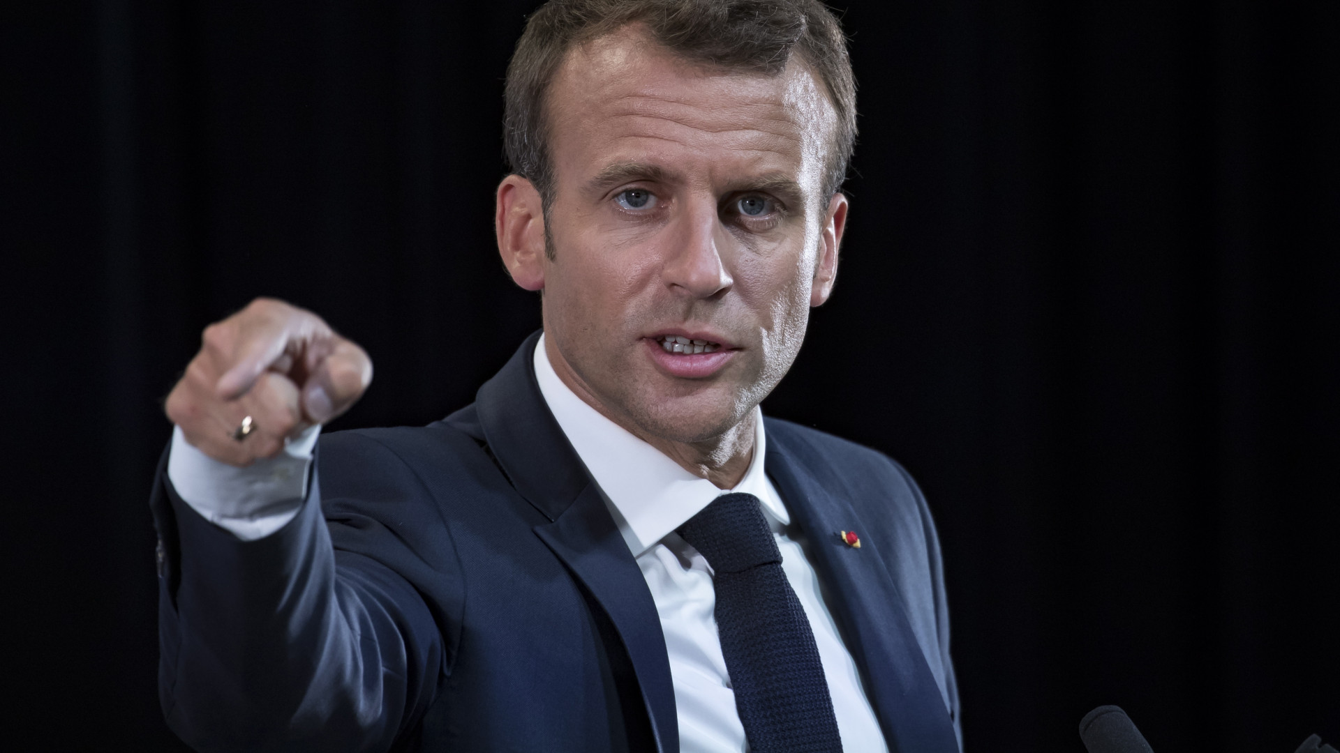Macron ameaça deixar Trump de fora do acordo final do G7