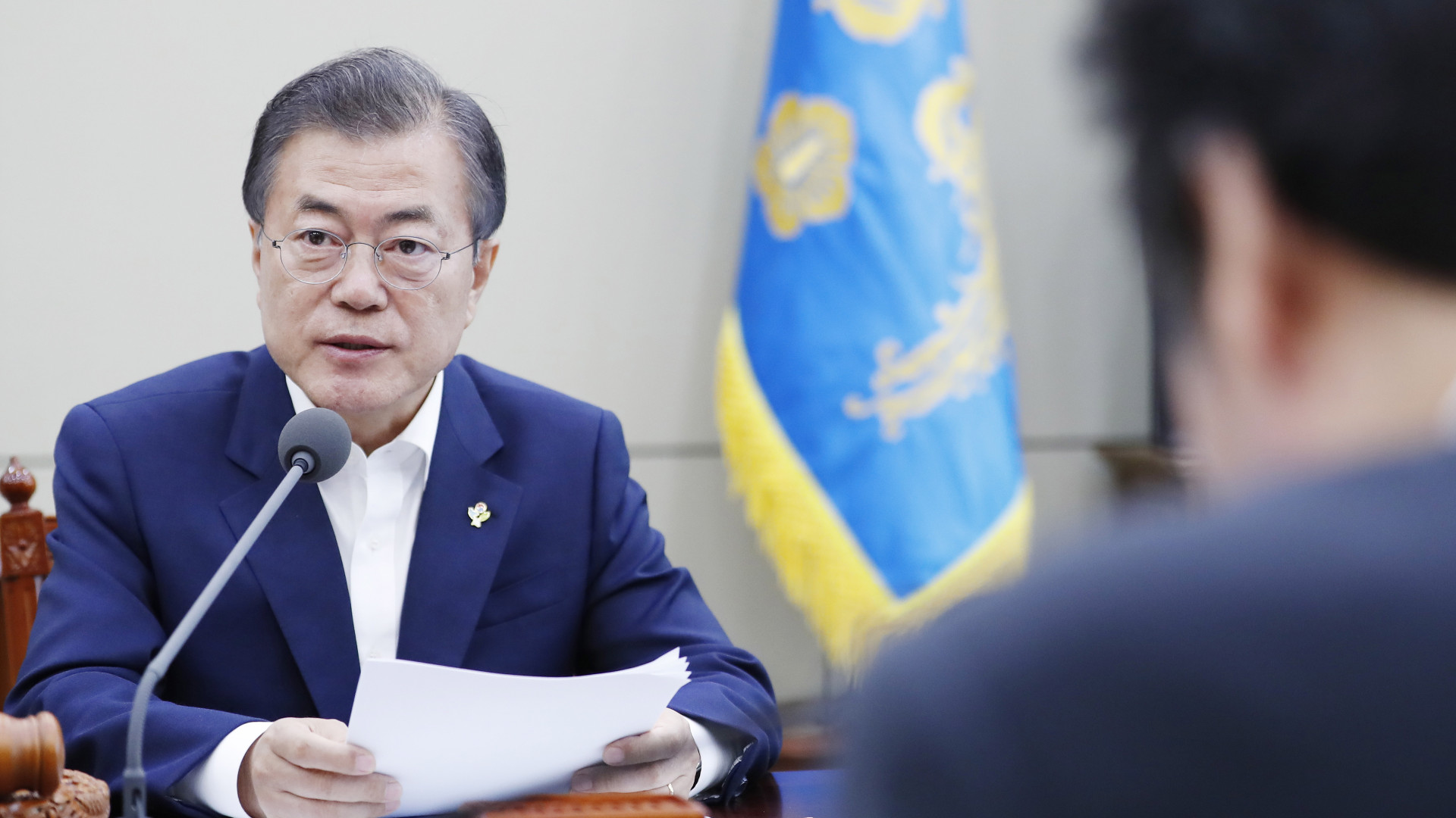 Presidente sul-coreano admite suspensão de exercícios militares