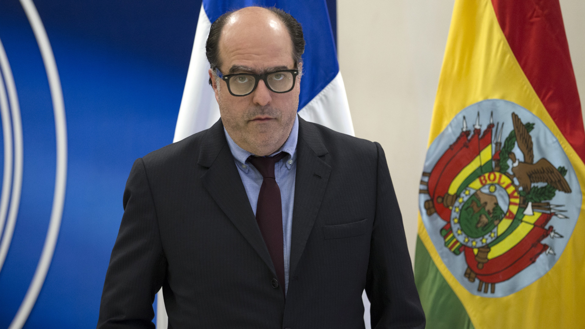 Ex-presidente do parlamento venezuelano recebe estatuto de refugiado