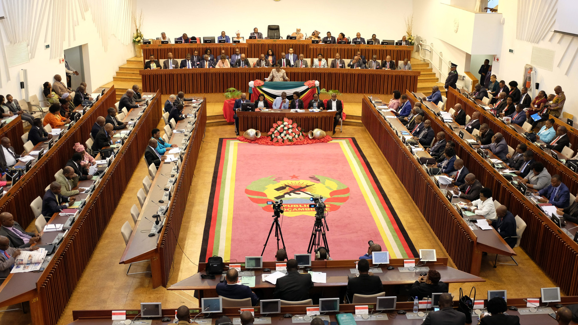 Parlamento moçambicano aprova em definitivo Orçamento para 2019
