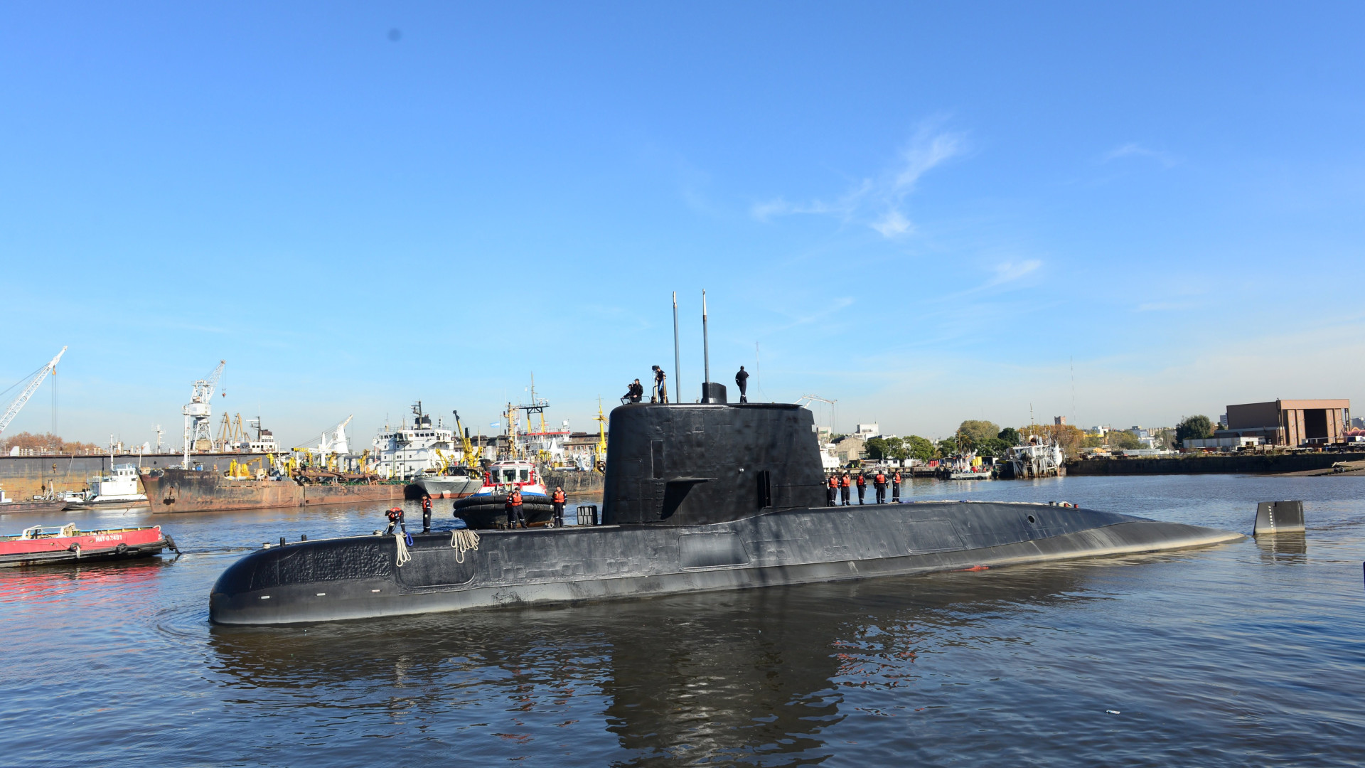 Submarino argentino desaparecido há um ano sofreu uma implosão