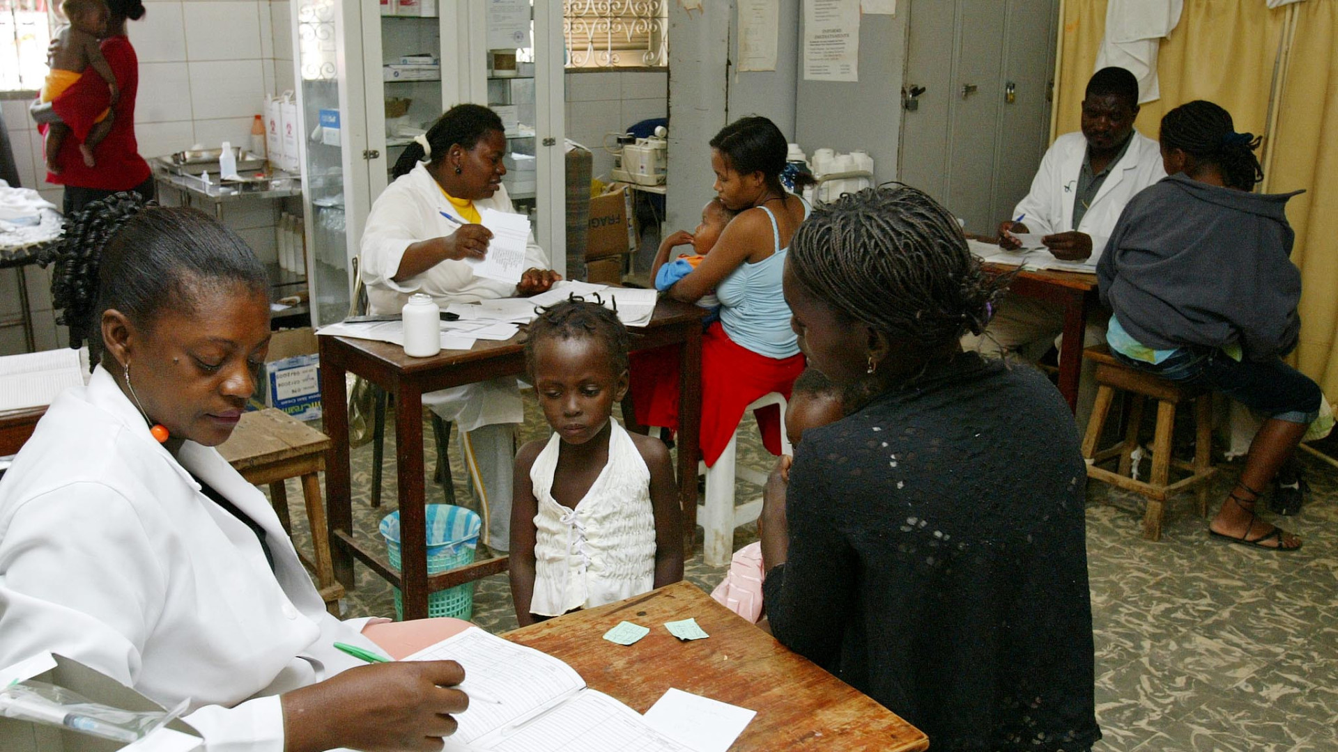 Angola vai gastar 203 milhões de euros em 6 infraestruturas hospitalares