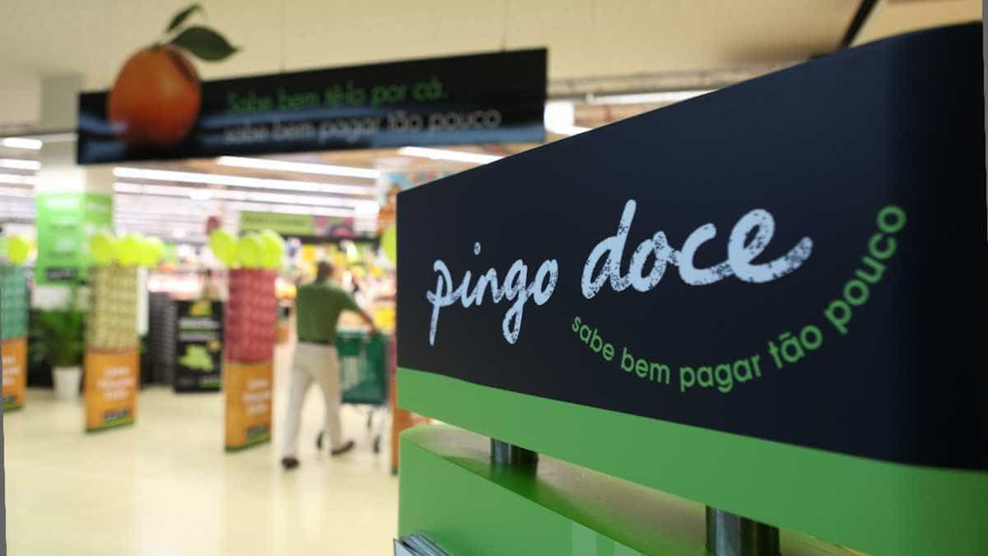 Trabalhadores do Pingo Doce concentram-se amanhã à porta da sede