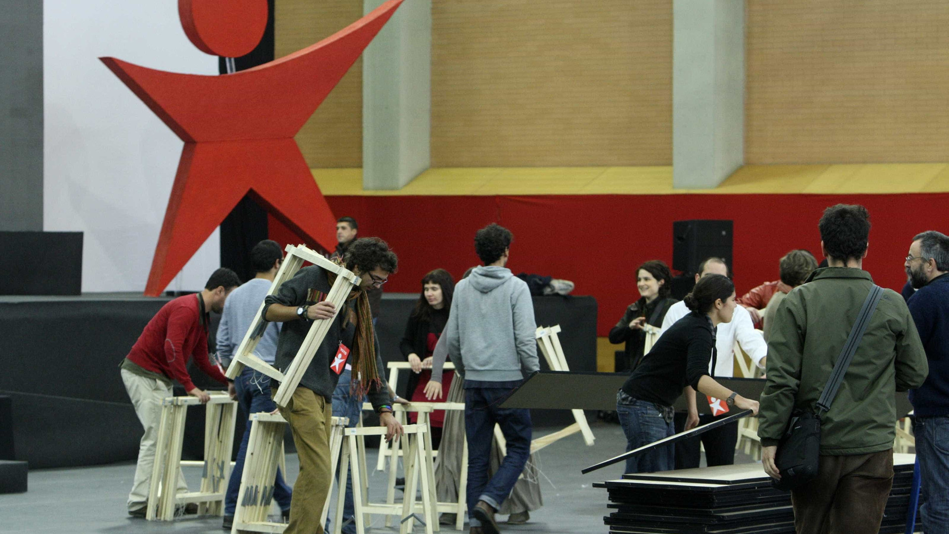 Bloco debate Orçamento para 2017 no próximo sábado em conferência