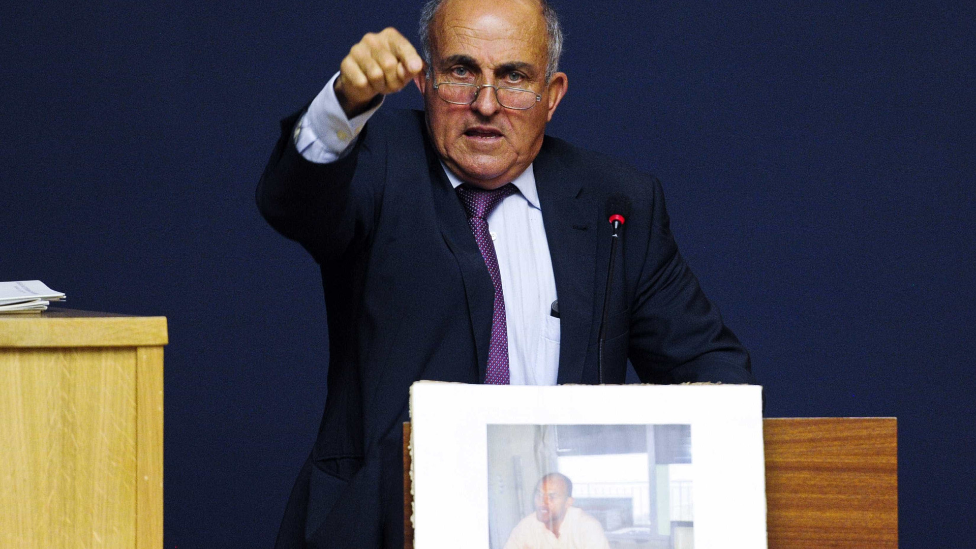 José Manuel Coelho volta a provocar suspensão do plenário do Parlamento