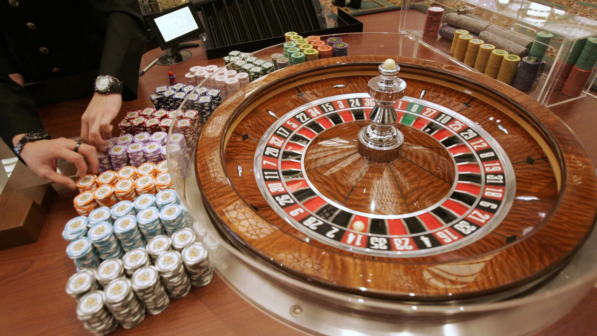 Receitas dos casinos de Macau sobem 29,2% em julho