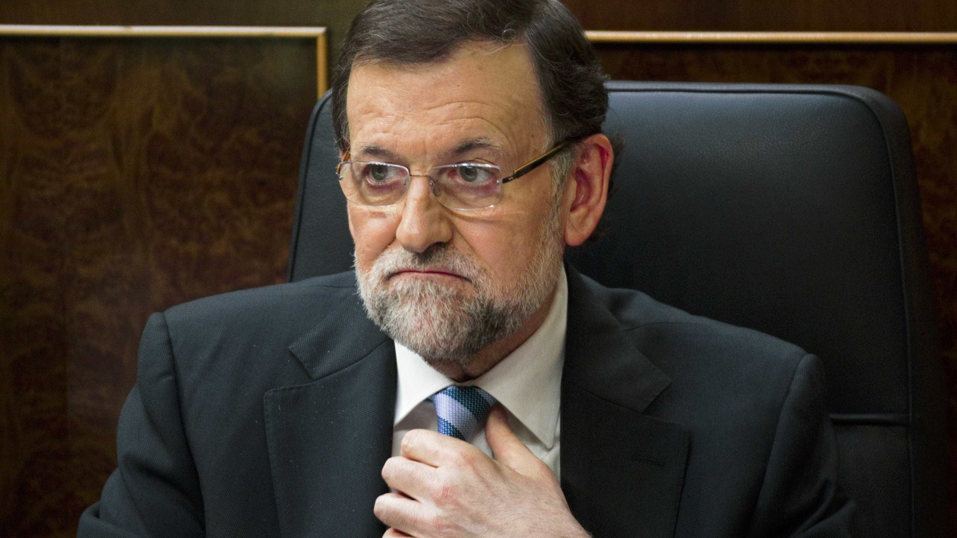 Corrupção: PSOE apresenta moção de censura contra governo de Rajoy
