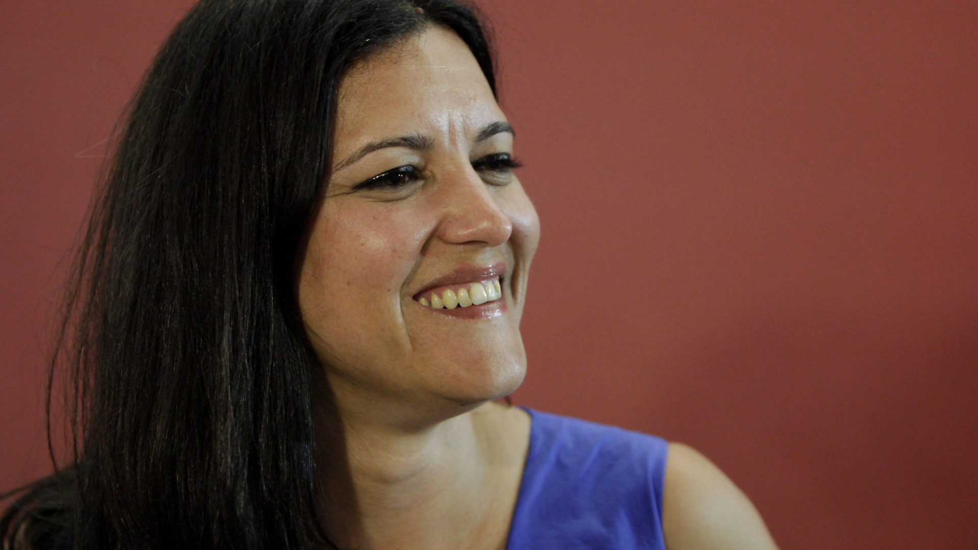 Marisa questiona Bruxelas sobre discriminação de alunos portugueses
