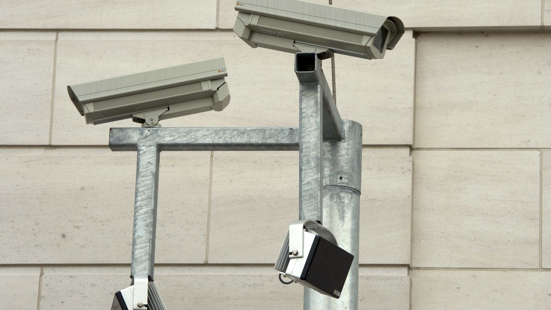 Câmaras de vigilância do Porto só usadas para controlo do trânsito