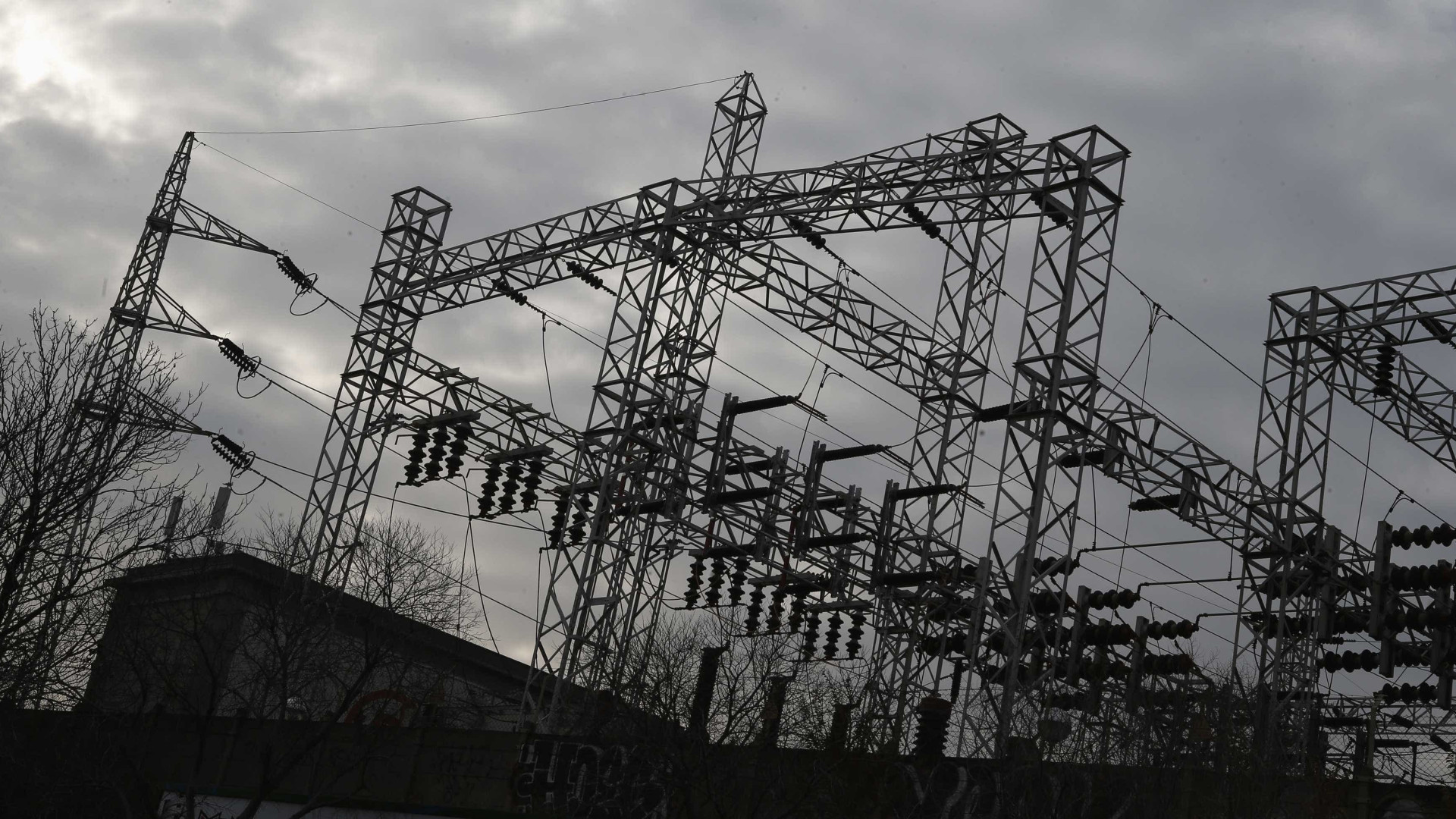 Endesa critica suspensão da garantia de potência a partir de janeiro