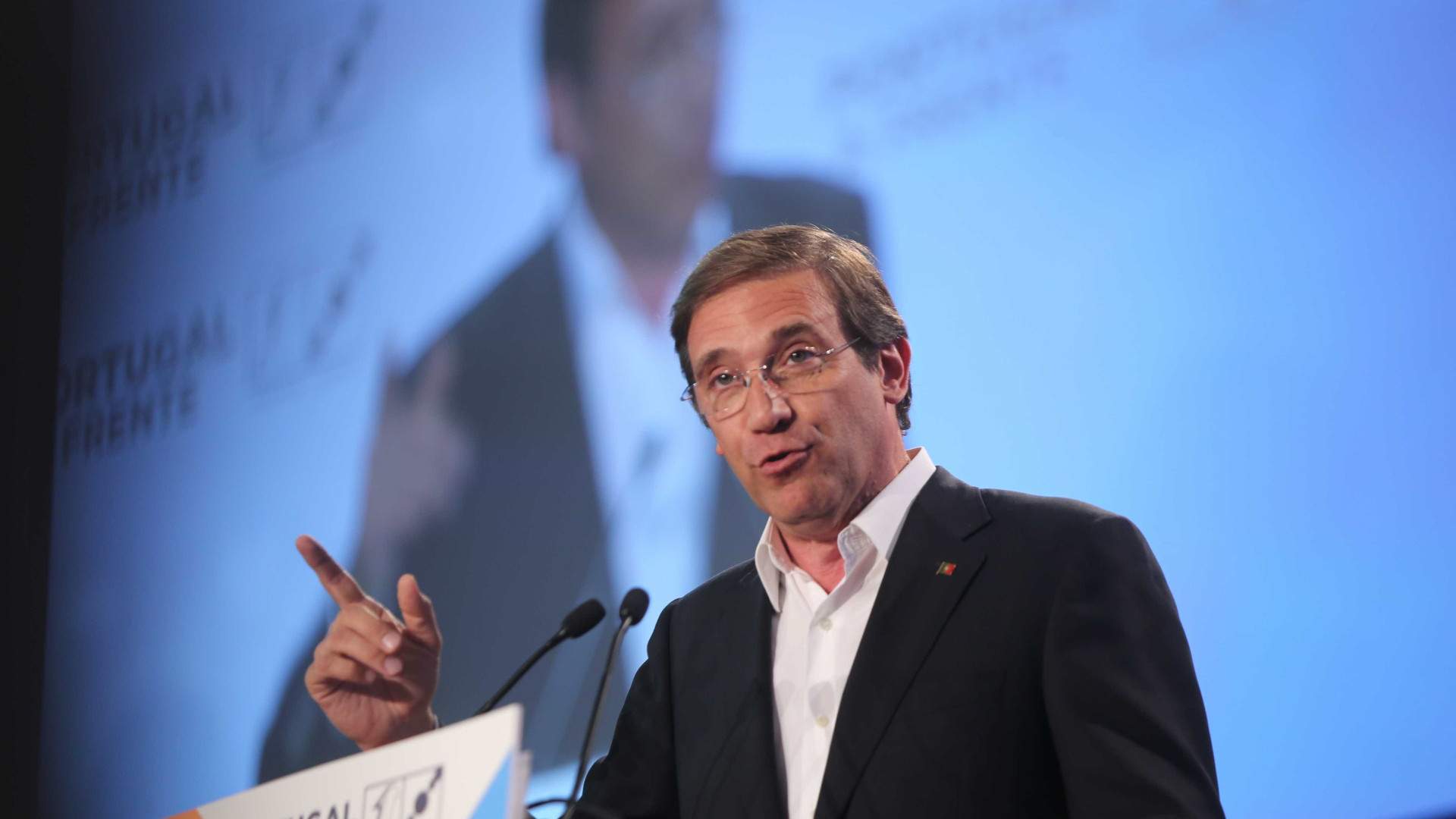 Passos diz que obras públicas que Governo quer discutir estavam previstas