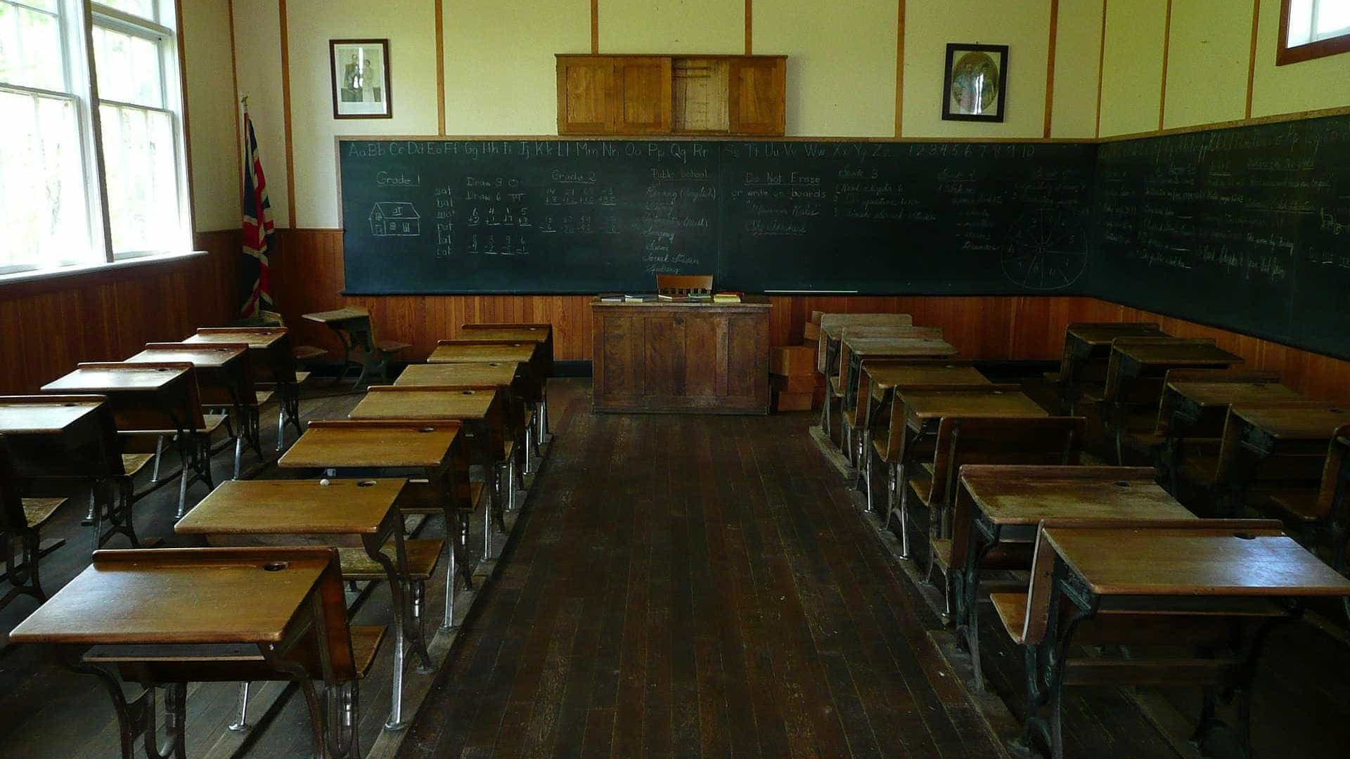 Professores que cumpram requisitos serão "posicionados na 2.ª prioridade"