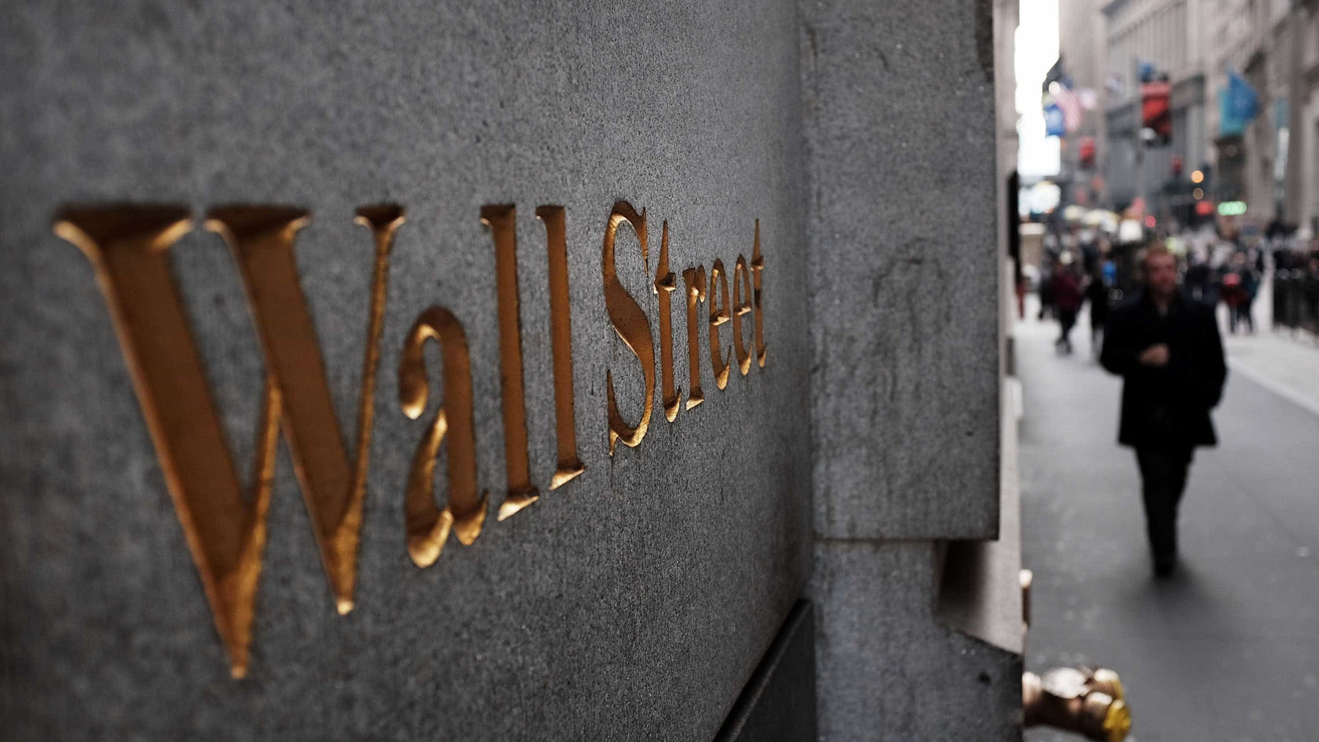 Wall Street segue mista ao início da sessão