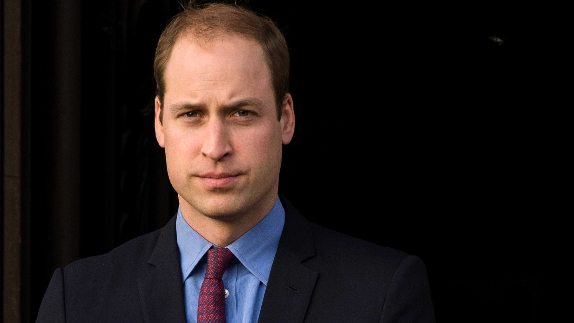 Príncipe William fala de dificuldades mentais que sofreu enquanto piloto