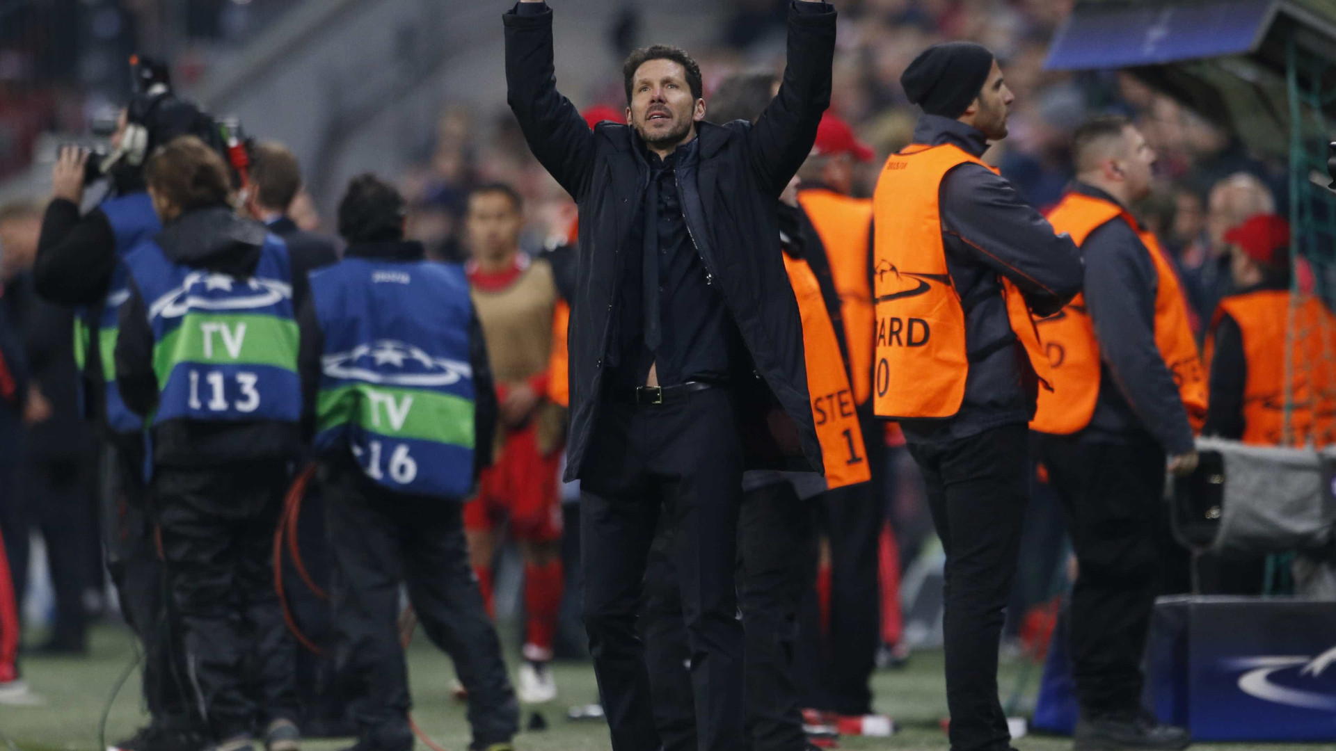 Diego Simeone renova com o Atlético de Madrid