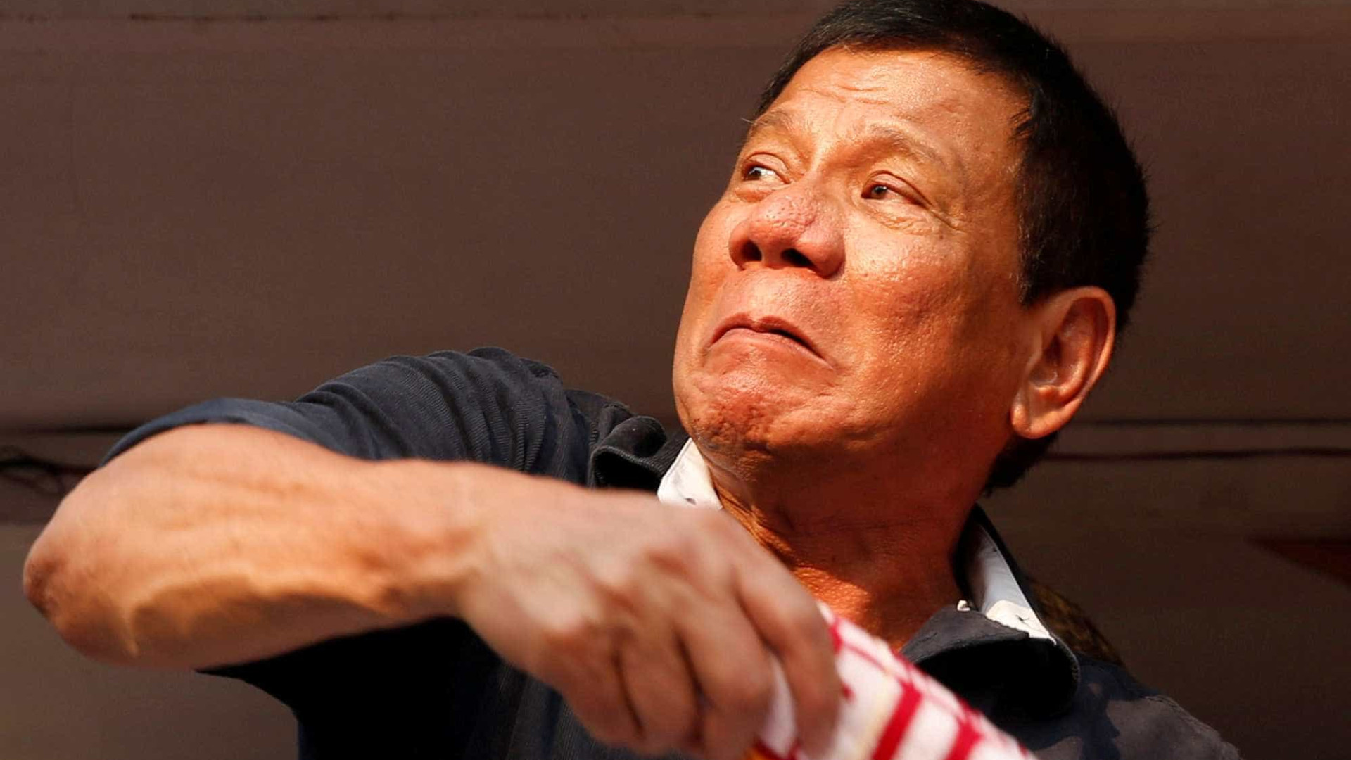 Rodrigo Duterte descreve líder da Coreia do Norte como um "maníaco"