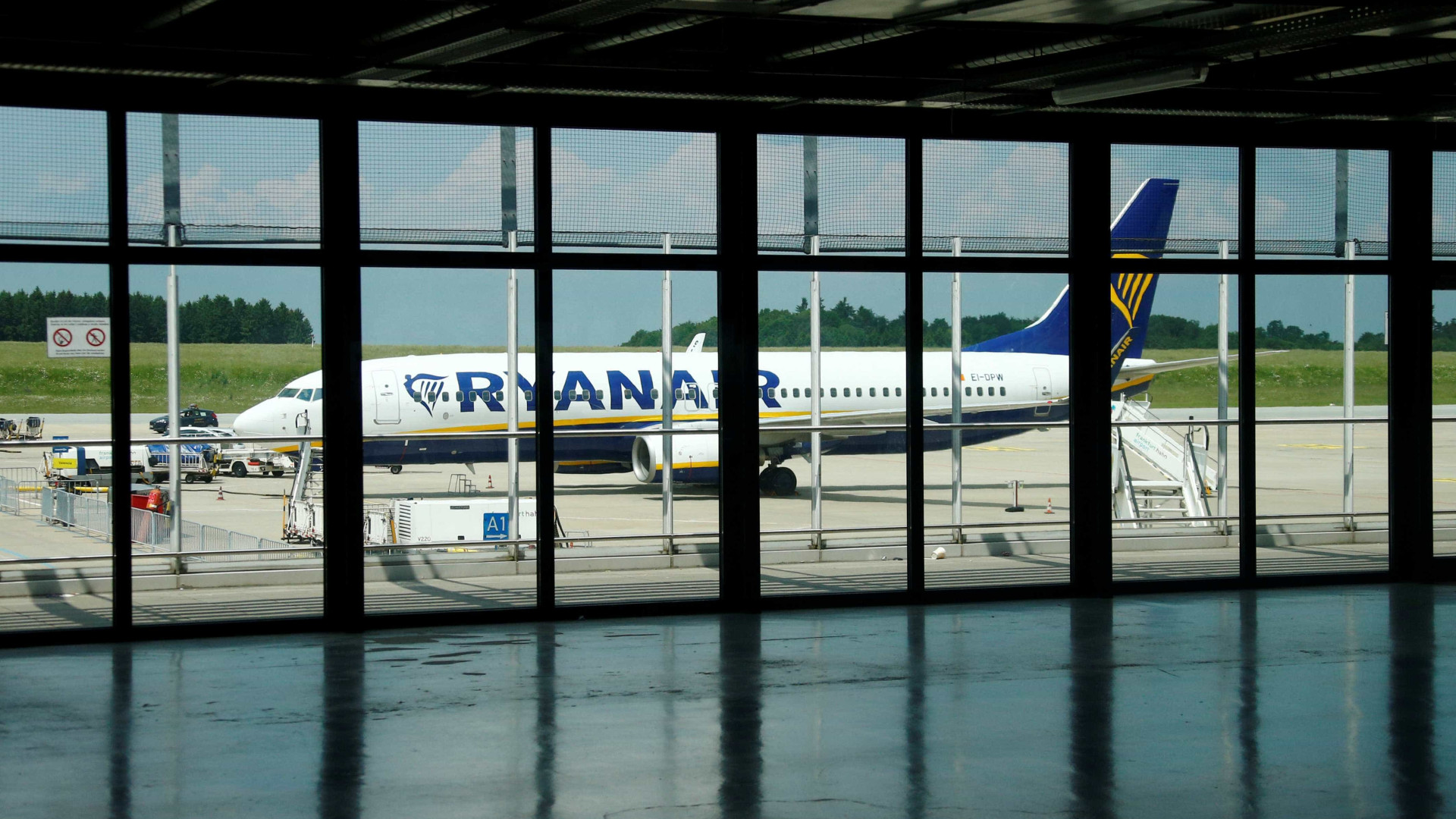 Greve da Ryanair obriga portugueses a procurar alternativas mais caras