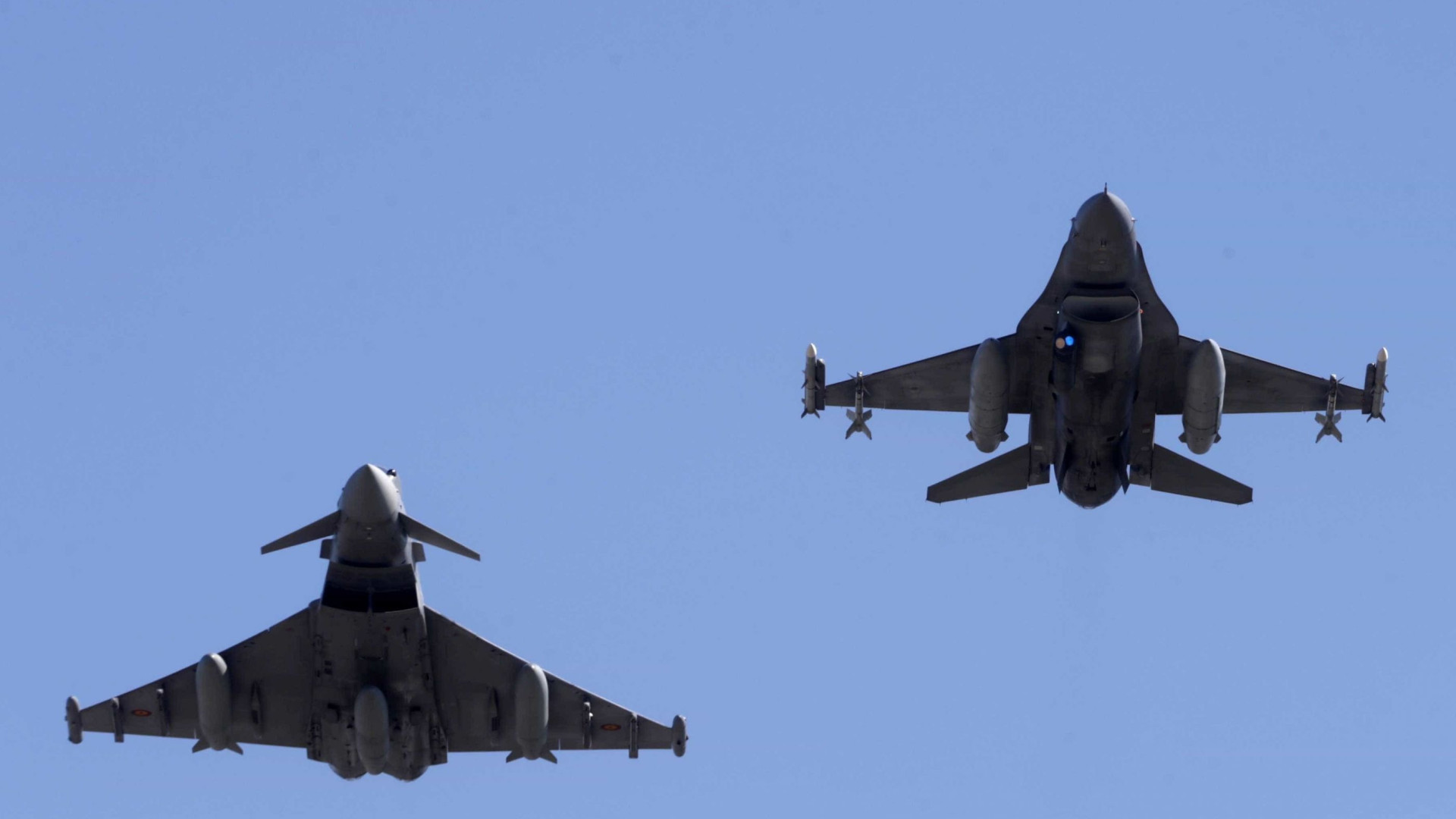 Decisão de aterragem em Beja foi tomada após controlo da Força Aérea