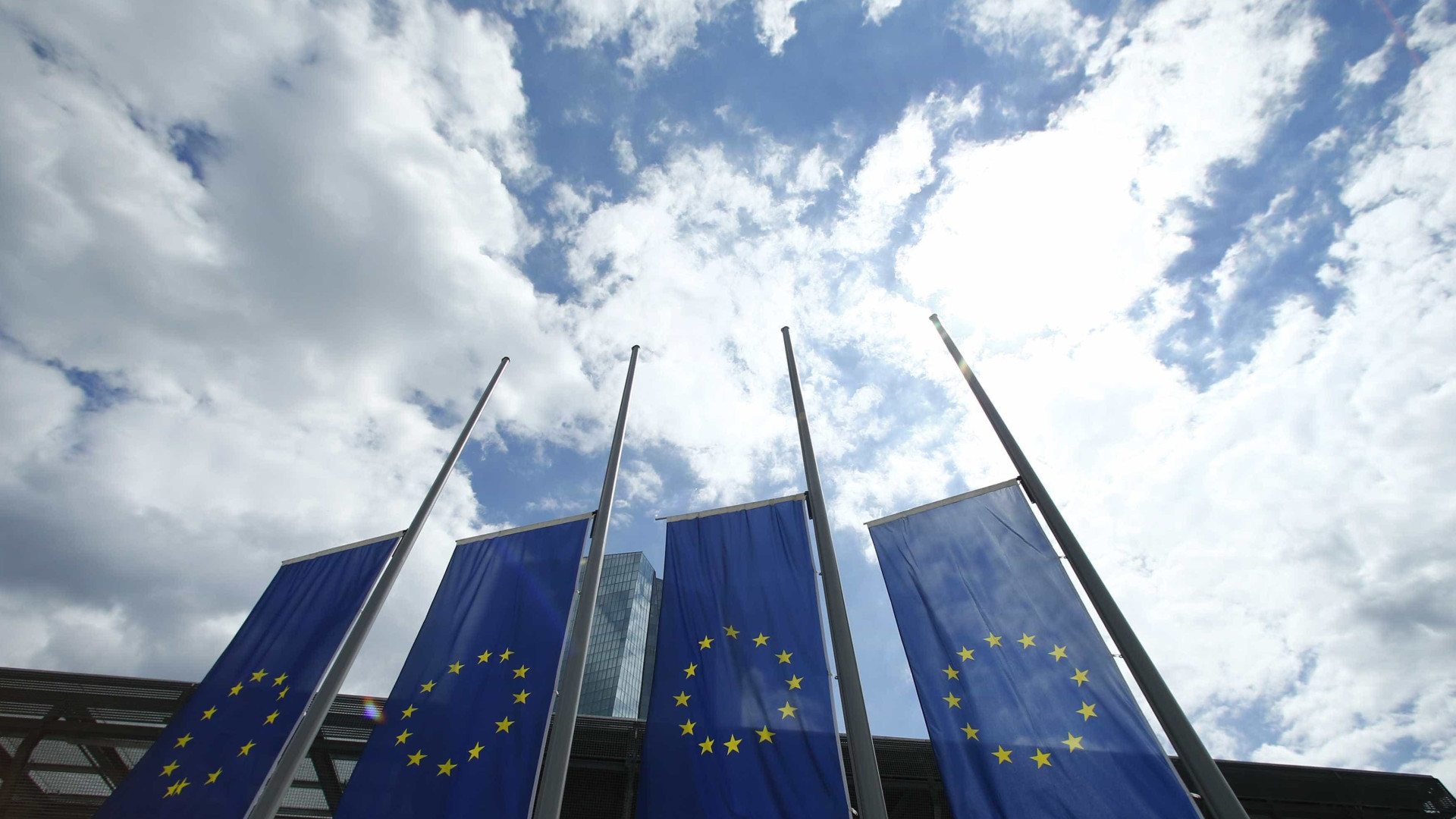 Síria: Líderes da UE pretendem condenar fortemente a Rússia