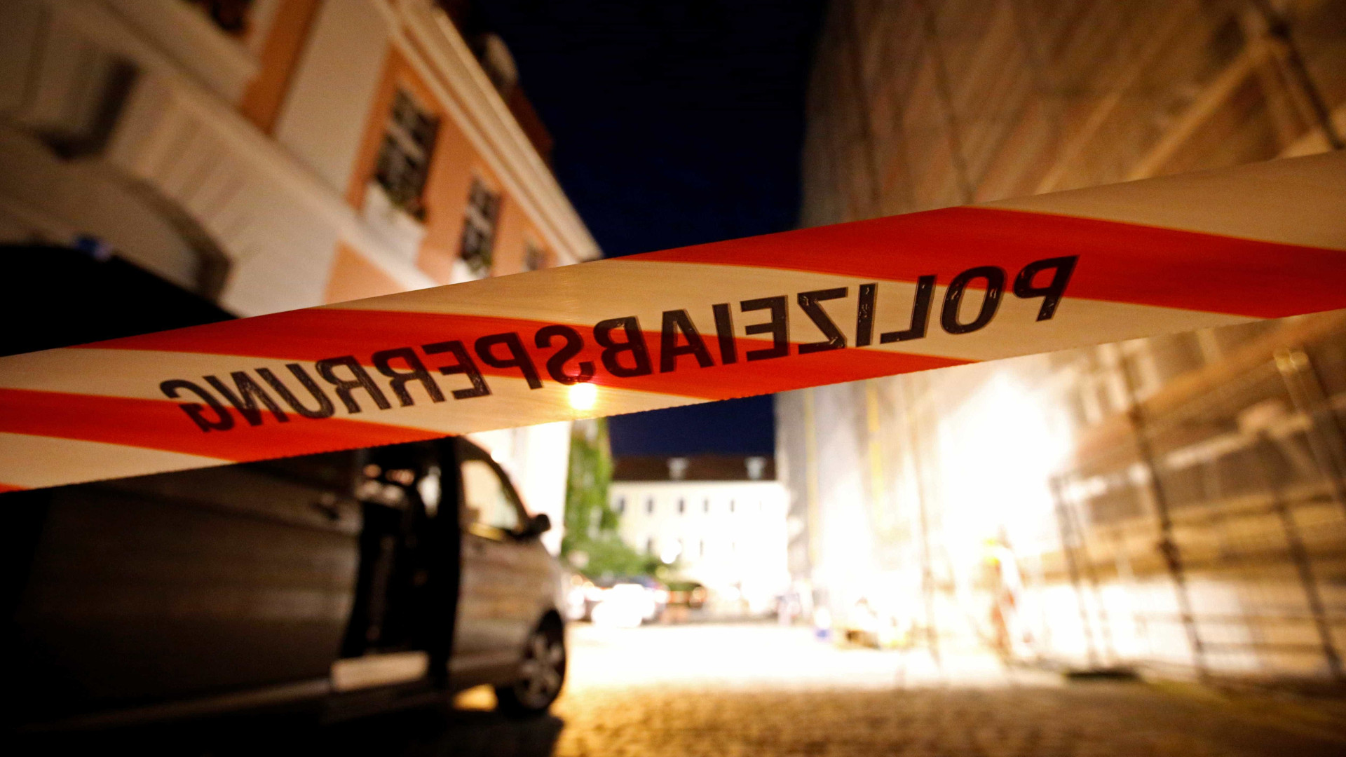 Raide policial: Quatro polícias alvejados na Alemanha