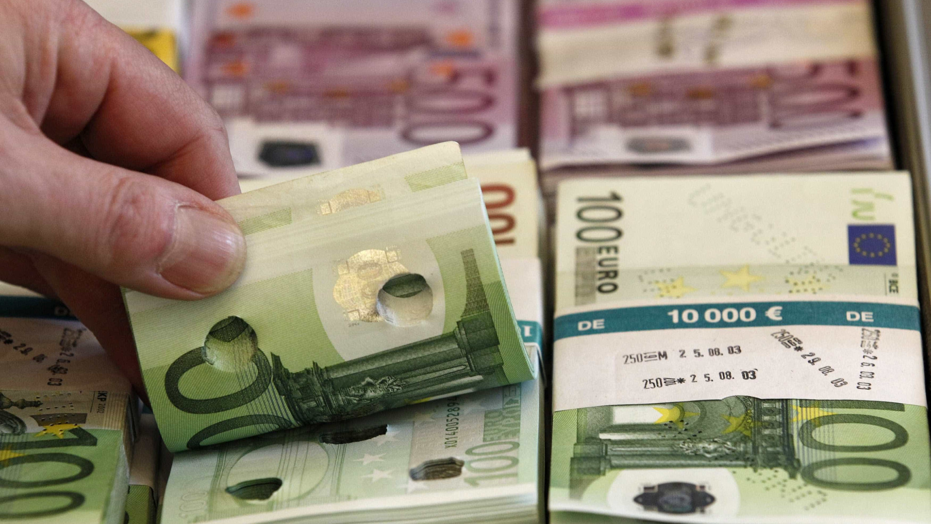 Linha Capitalizar 2017 aplicou em média 140 milhões de euros na economia