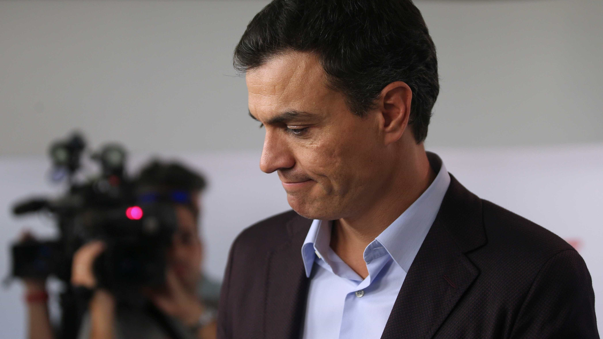 Sánchez anuncia na sexta-feira se convoca ou não eleições