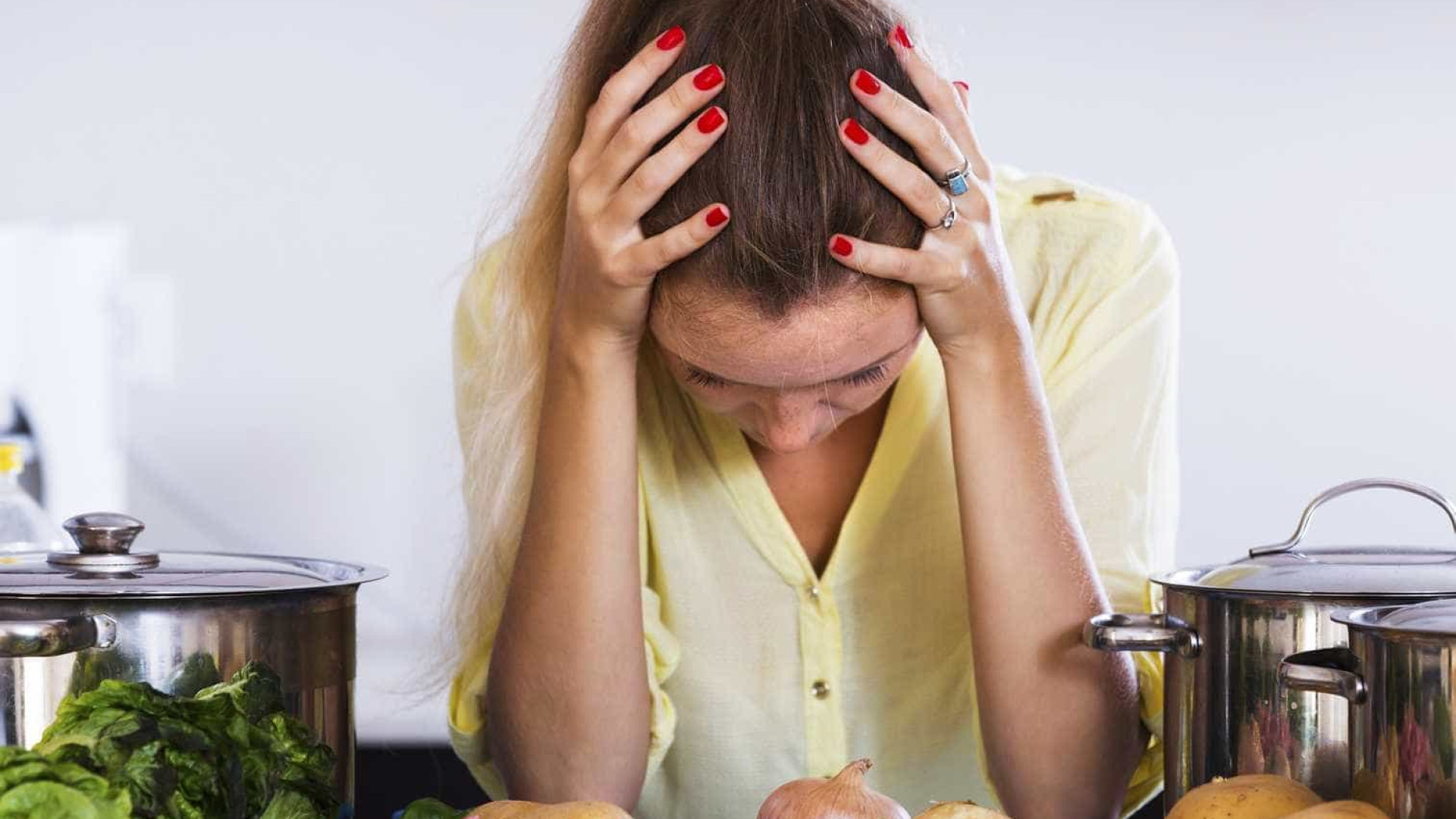 Porque é que alguns alimentos agravam as enxaquecas?