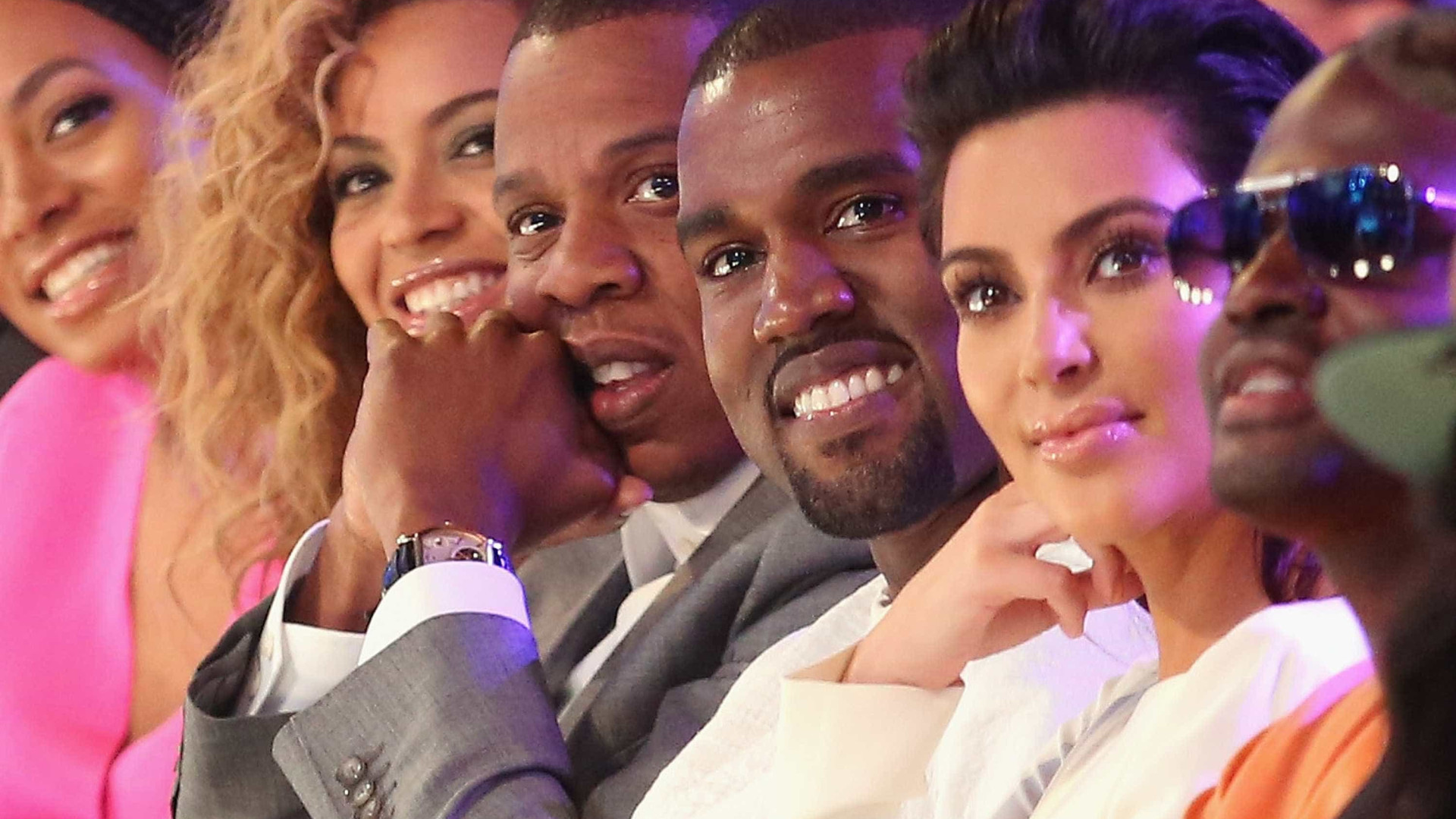 Beyoncé e Jay-Z oferecem presente com diamantes a bebé de Kim e Kanye