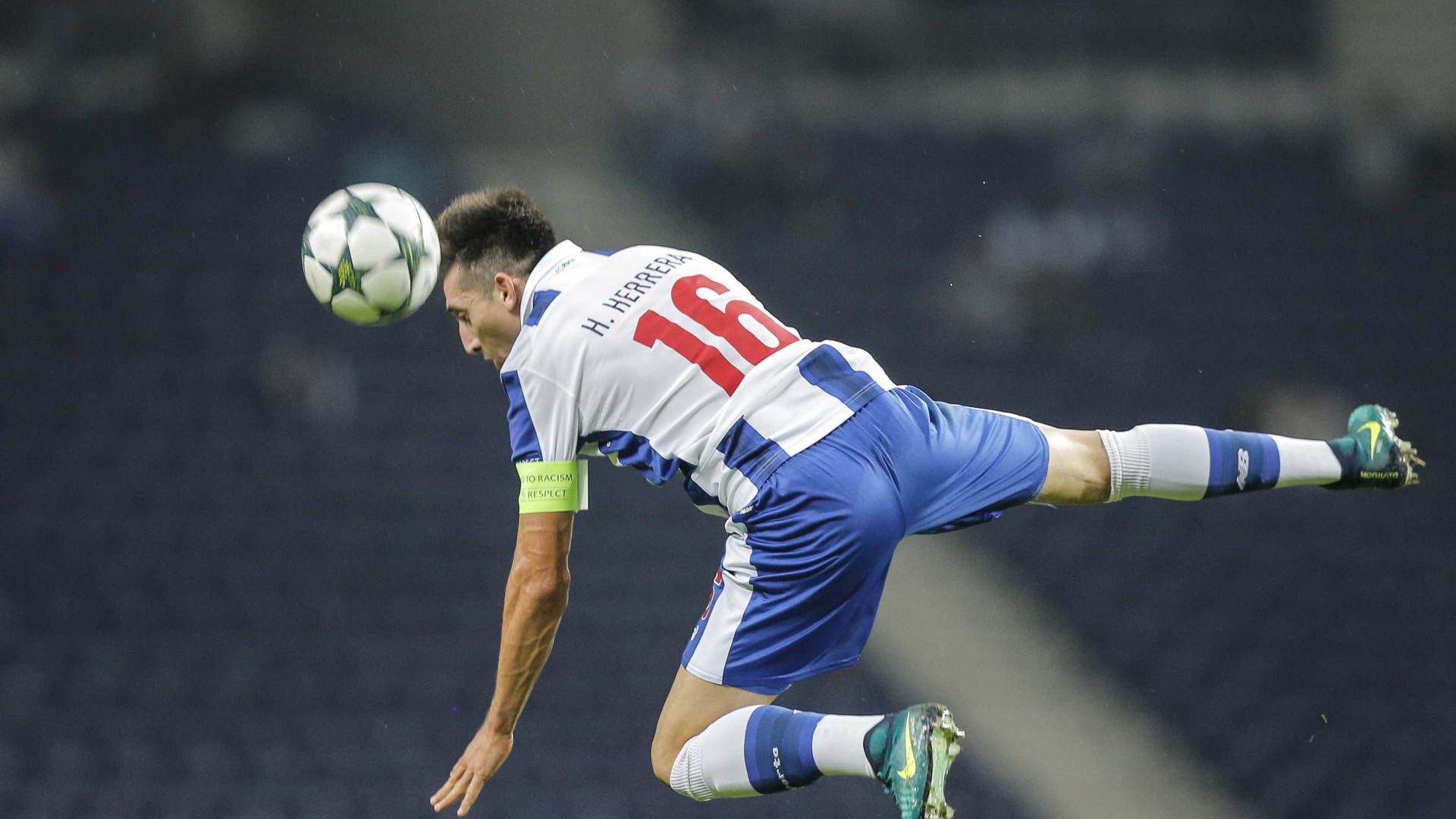 Herrera pode sair do FC Porto e rumar à China já em janeiro