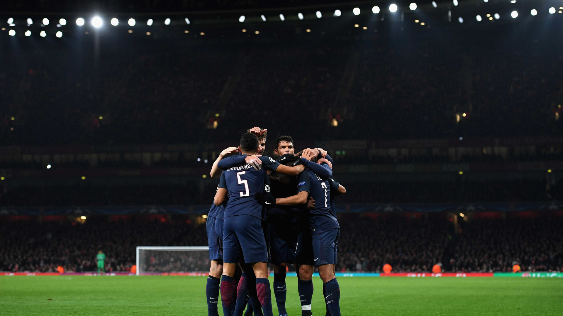PSG e Nice ganham, Mónaco cai para terceiro na liga francesa