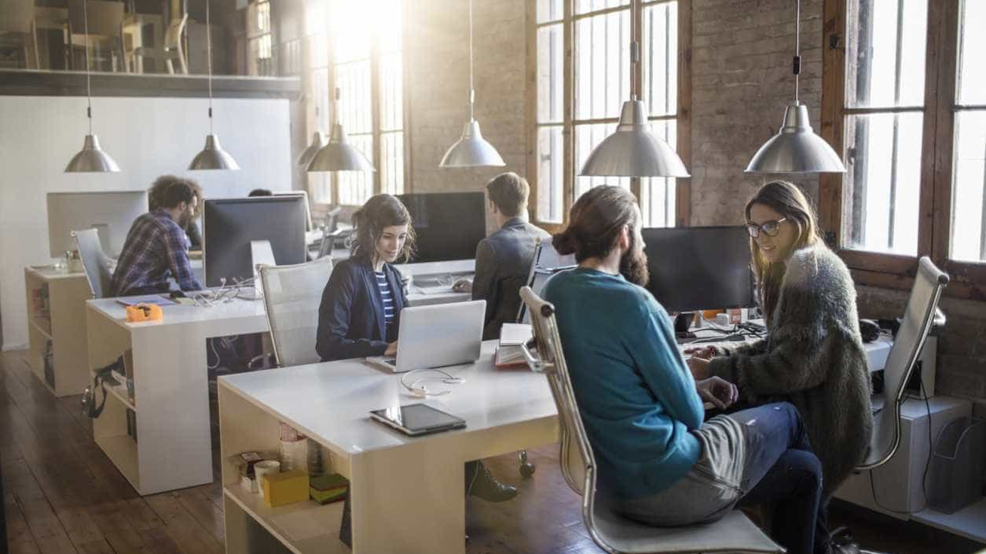 Insolvências caem 22% em novembro e empresas criadas aumentam 8,9%