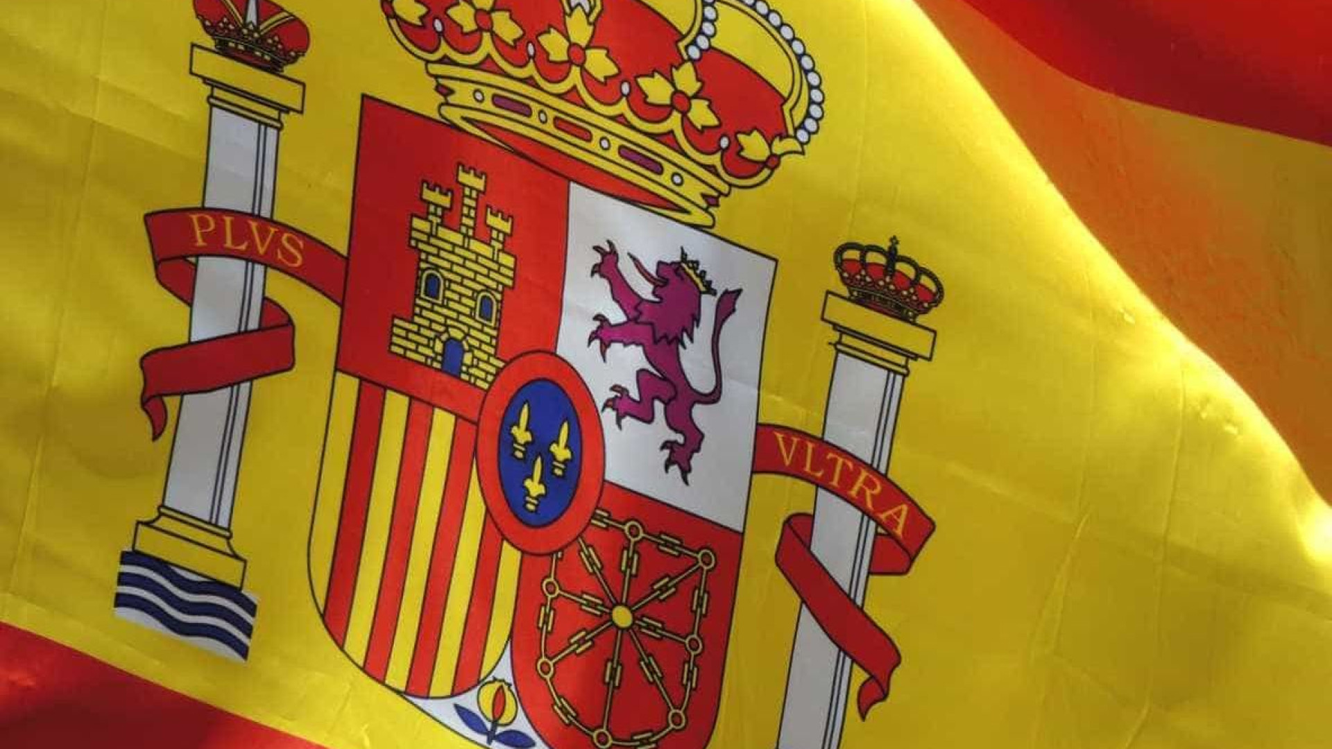 Desemprego em Espanha aumenta mas mantém-se o mais reduzido da década